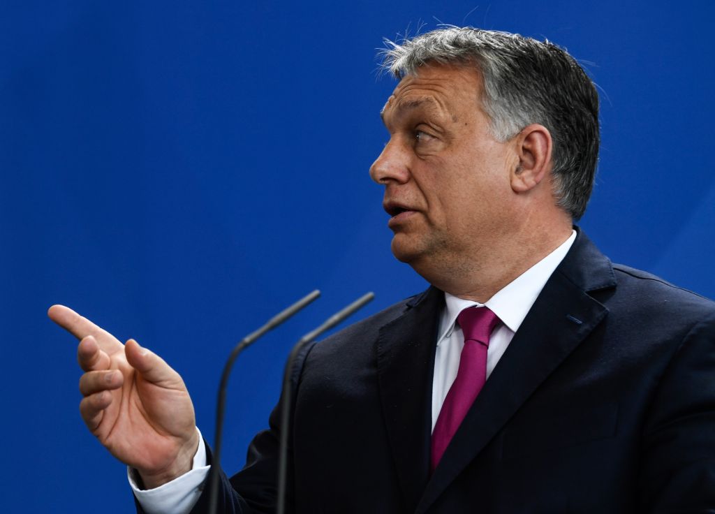 Καλεί την Ευρώπη να επαναπροωθεί μετανάστες στην Ελλάδα ο Ορμπαν