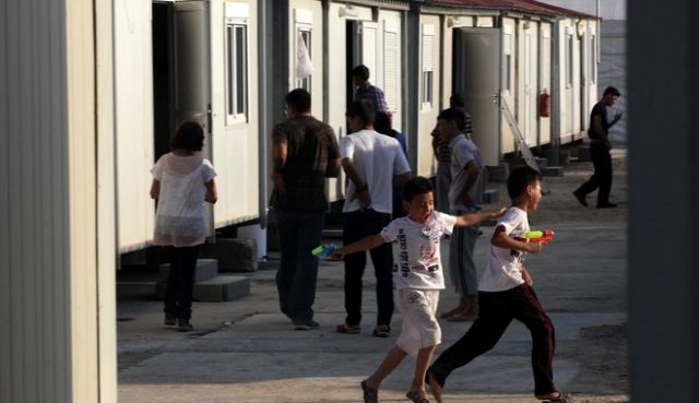 Στο ελληνικό σχολείο 2.800 παιδιά προσφύγων και μεταναστών
