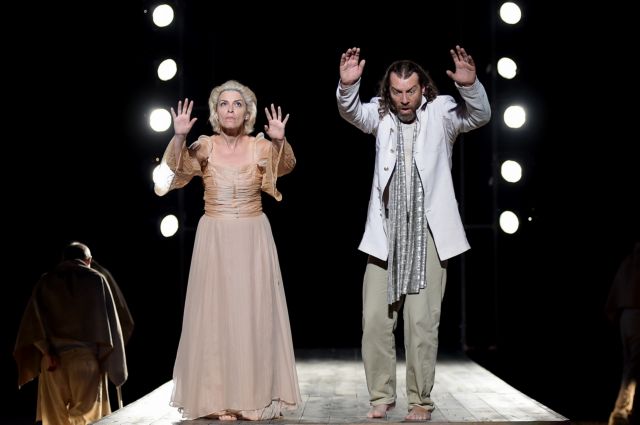 Ο άνισος «Αγαμέμνων» του Τσέζαρις Γκραουζίνις