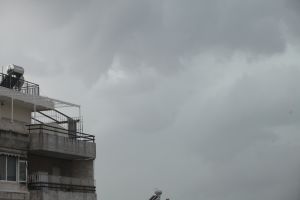 Ερχονται καταιγίδες και ισχυροί άνεμοι – Συστάσεις από τη γγ Πολιτικής Προστασίας