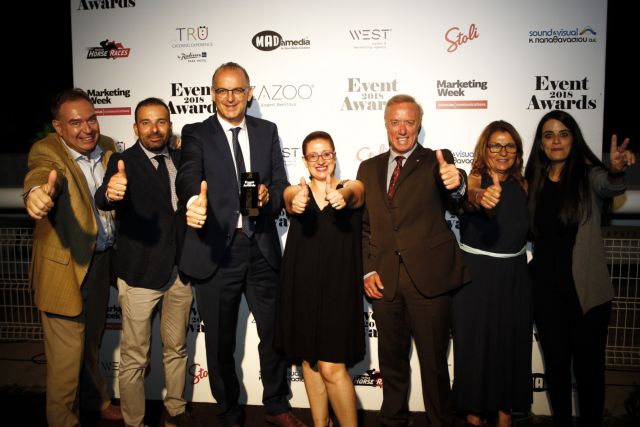 Σάρωσε και φέτος τα βραβεία