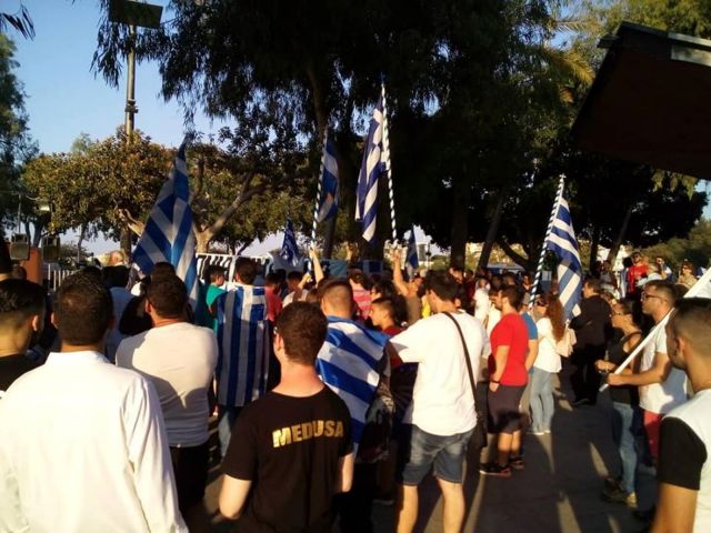 Με μικρό καλάθι στο ραντεβού με τον Ερντογάν