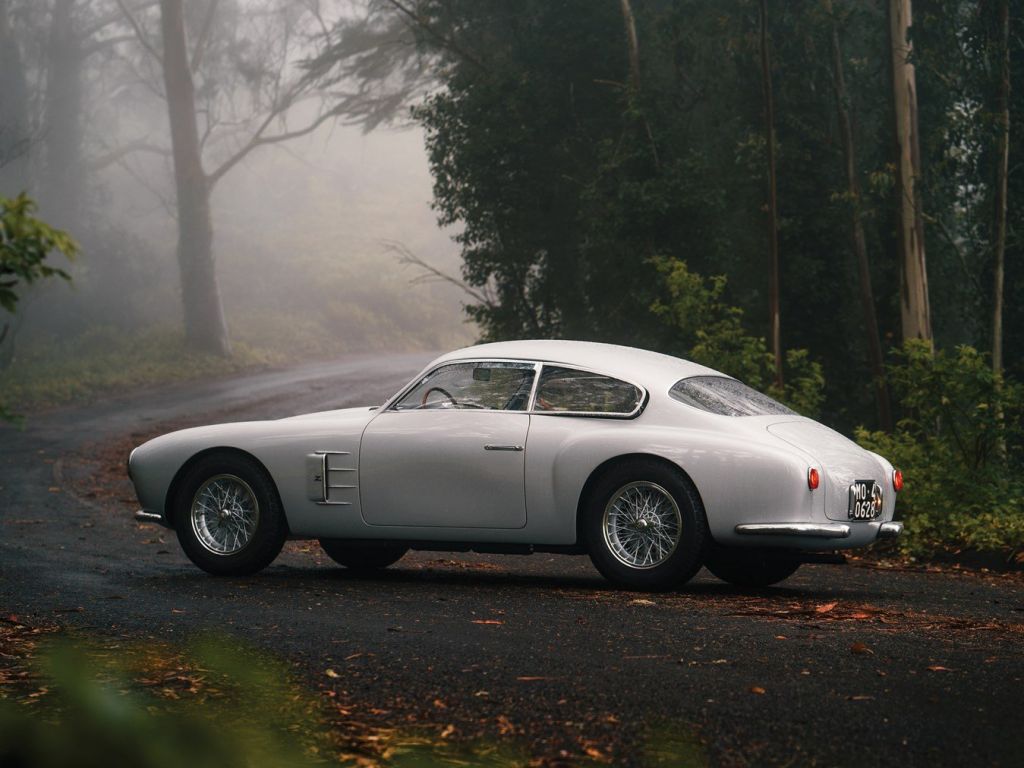 Σε δημοπρασία σπάνια Maserati του 1956