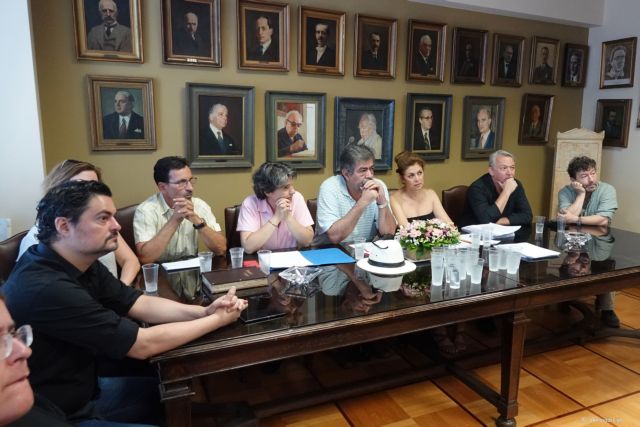 Ποιος θα σώσει την Καμεράτα;