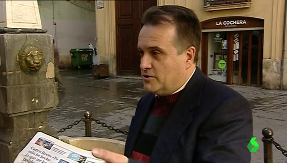 «Γατόνι» δημόσιος υπάλληλος δε δούλεψε για μια δεκαετία