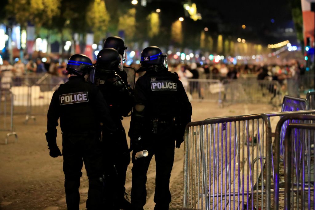 Γαλλία: Δρακόντεια μέτρα εν όψει εθνικής γιορτής και Παγκόσμιου Κυπέλλου