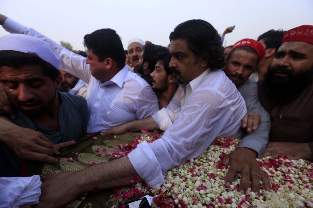 Πακιστάν: Στους 149 οι νεκροί της βομβιστικής επίθεσης