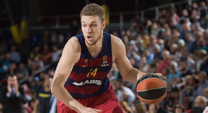 Κλείνει στον Ολυμπιακό ο Βεζένκοφ