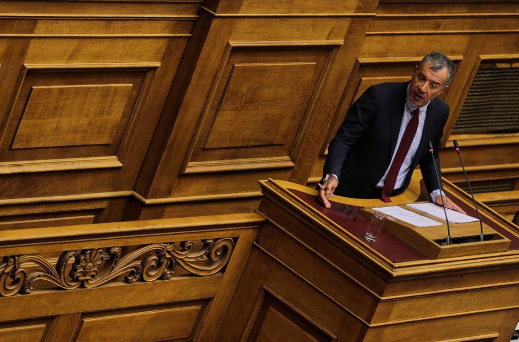 Θεοδωράκης: Δεν θα γίνουμε ιπποκόμοι κανενός