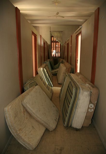 Κτίρια ερείπια, ψυχές ξεχασμένες