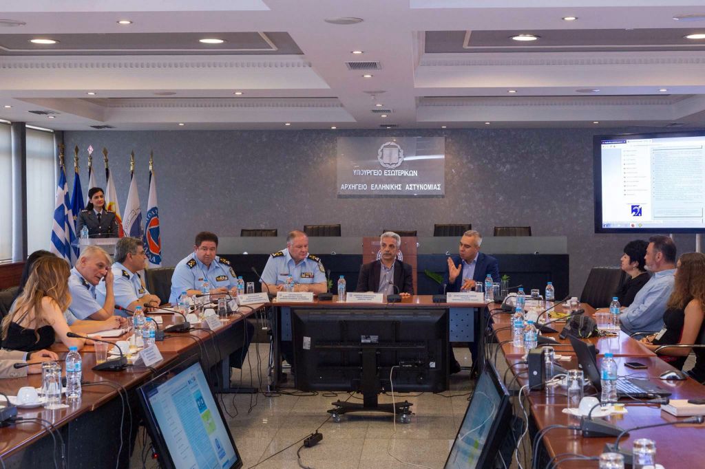 Διευκόλυνση της επικοινωνίας των κωφών με τις αστυνομικές αρχές