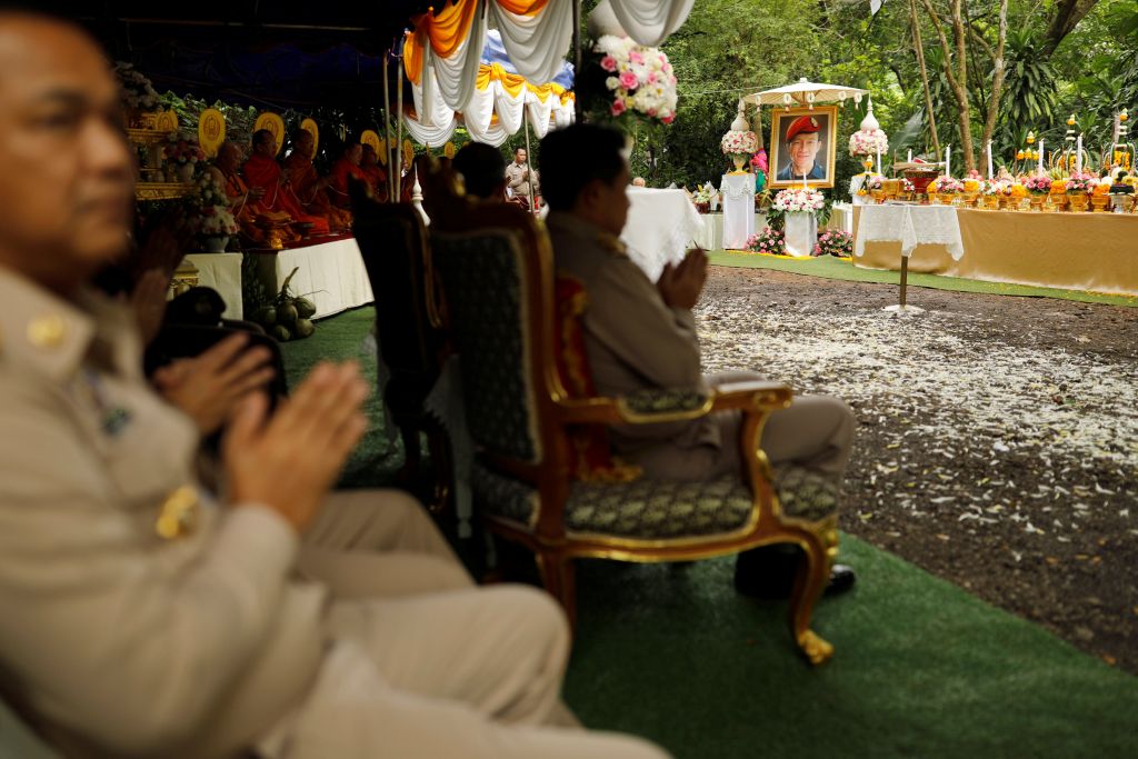 Ταϊλάνδη Σπήλαιο : Προσευχές κι ευχαριστίες στα πνεύματα που έσωσαν τα παιδιά