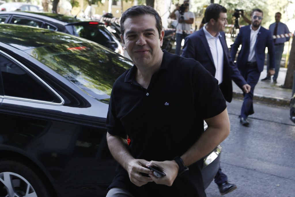 Προεκλογικό κλίμα με ρεσιτάλ παροχολογίας – Το σχέδιο της κυβέρνησης