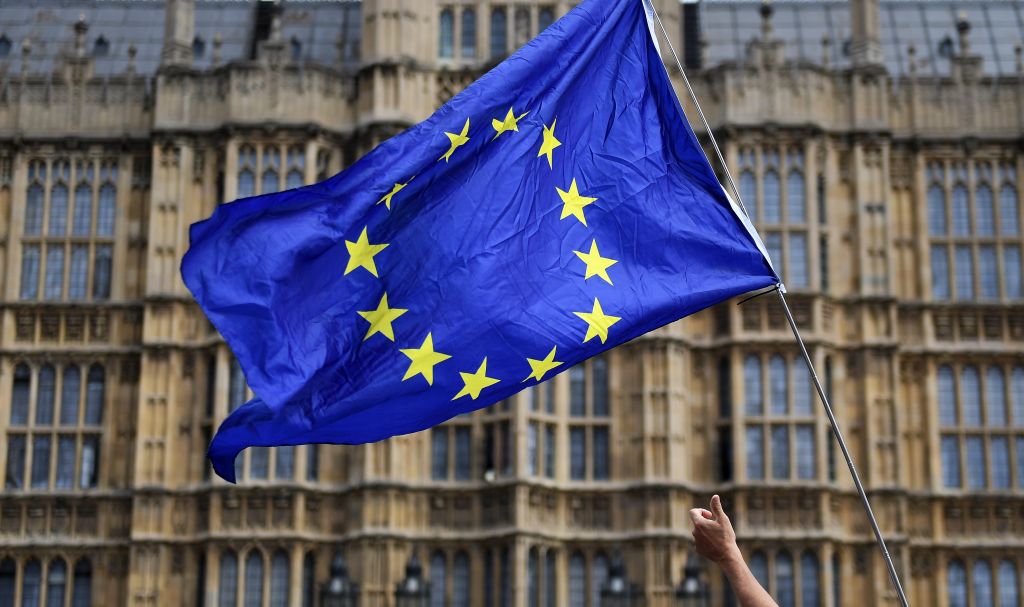 Κομισιόν: Εκκληση στα κράτη-μέλη της ΕΕ να προετοιμαστούν για το Brexit