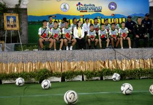 Συνέντευξη των παιδιών στην Ταϊλάνδη : «Πίναμε νερό από τους σταλακτίτες»