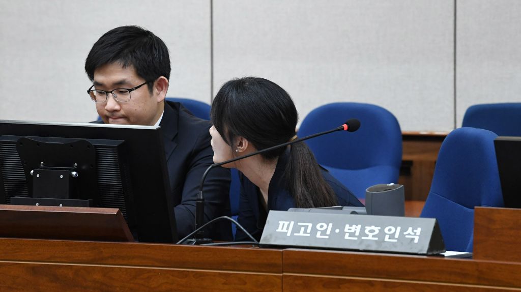 Αντιμέτωπη με 32 χρόνια φυλακή η πρώην πρόεδρος της Ν. Κορέας