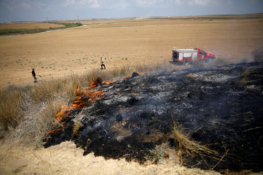 Τέσσερις παλαιστίνιοι νεκροί από ισραηλινούς βομβαρδισμούς στη Γάζα