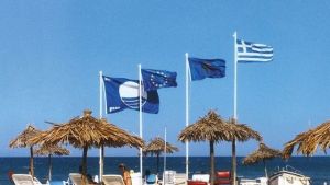Ζάκυνθος: Αφαιρέθηκαν οι γαλάζιες σημαίες λόγω καταγγελιών για λύματα