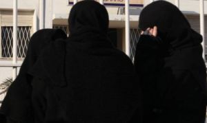 Ρόδος: Παρίσταναν τις καλόγριες και συνελήφθησαν