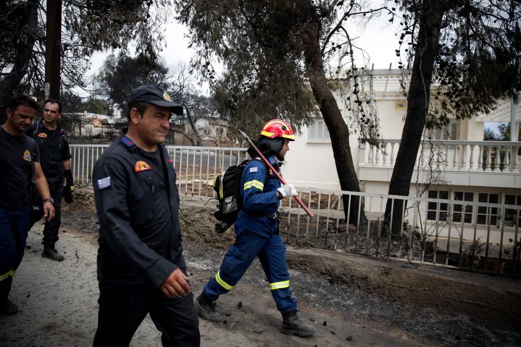 Προσαγωγές ατόμων που κινούνταν ύποπτα στο Μάτι