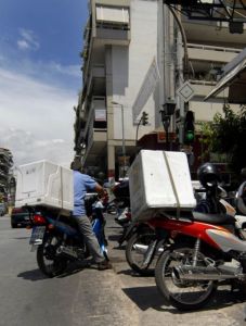 Μισθοί φτώχειας των €310 για χιλιάδες εργαζομένους