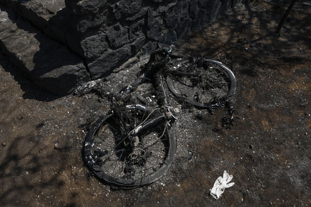 Εθνική Ασφαλιστική: Αμεση και πλήρης καταβολή αποζημιώσεων για τις πυρκαγιές