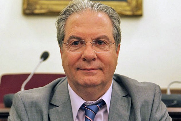 Μπενίσης: «Εγώ θα αγοράσω γεννήτριες για τις πληγείσες περιοχές κι ας με μαζέψουν»