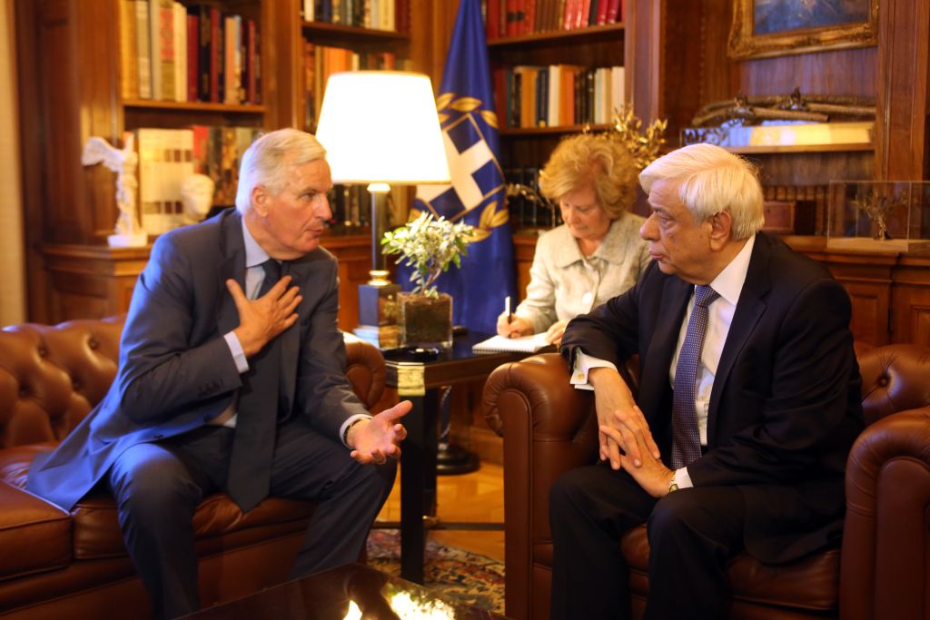 Μήνυμα συμπαράστασης του Μισέλ Μπαρνιέ στον Προκόπη Παυλόπουλο