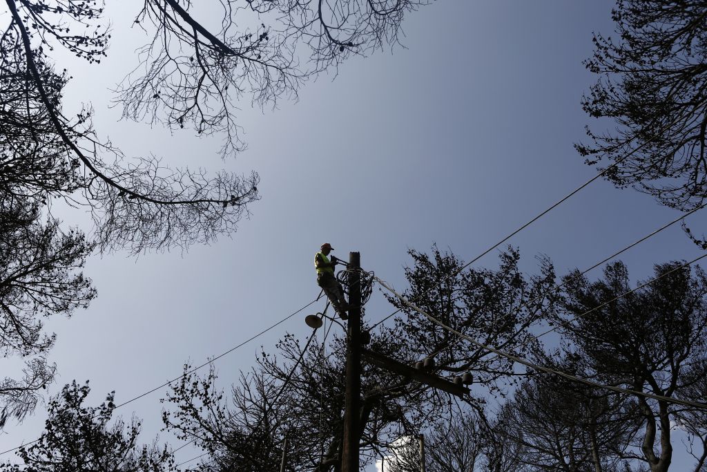 Προπαγάνδα της κυβέρνησης μέσω εξαγγελιών περί κατεδαφίσεων αυθαιρέτων