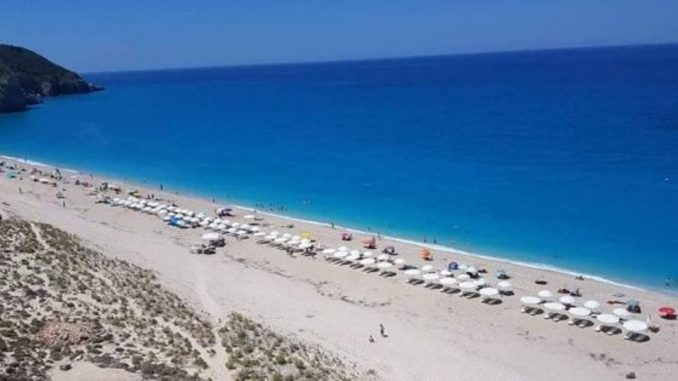 Λευκάδα: Κινητοποιήσεις κατοίκων για την αδειοδότηση της παραλίας Μύλος