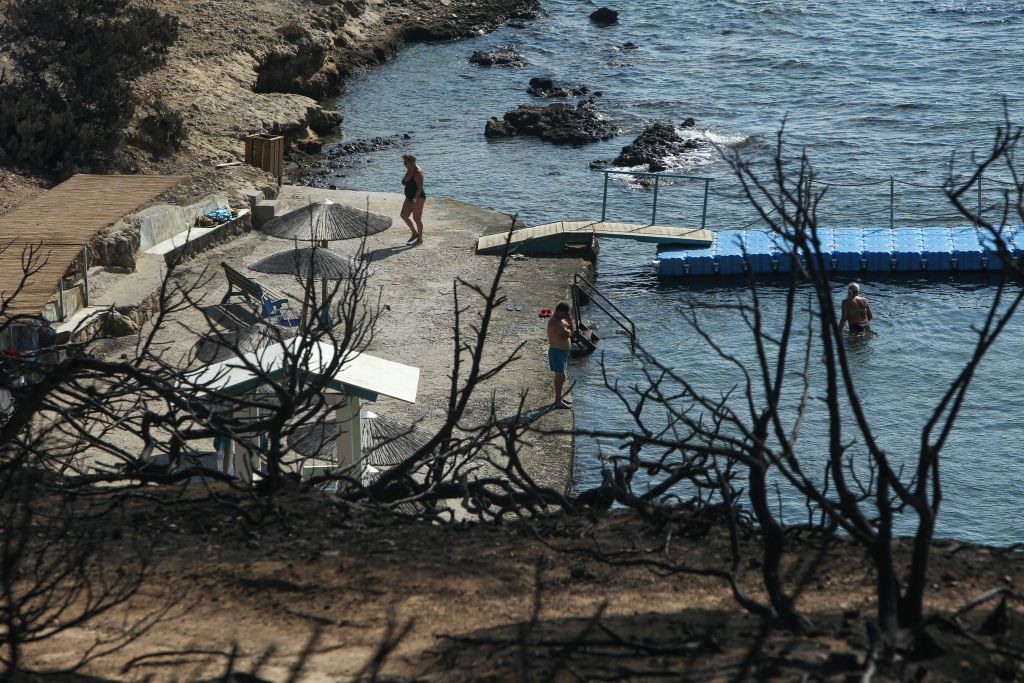 Νέο καμένο πτώμα εντοπίστηκε στα ανοιχτά της Γλυφάδας