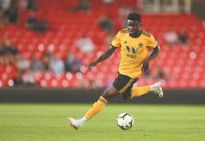 Και στο βάθος, το Κύπελλο