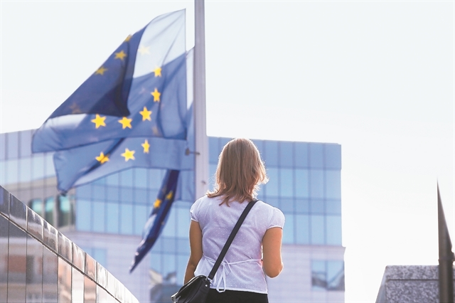 Εμπειρογνώμονες επαγγελματικών προσόντων