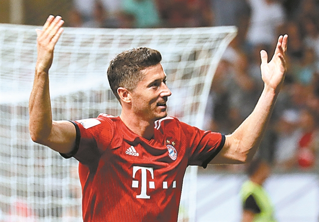 Η Μπάγερν 5-0 τη Φρανκφούρτη