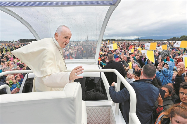 Δύσκολοι καιροί για ποντίφικες