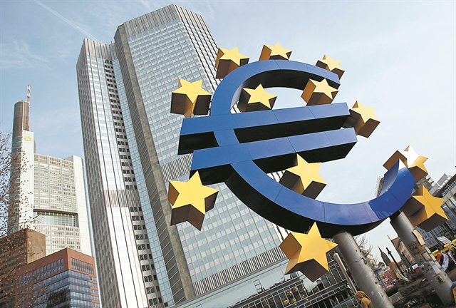 Καμπανάκι από την ΕΚΤ στους αδύναμους κρίκους