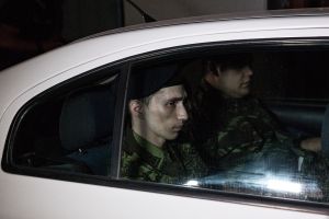 Γιατί οι Τούρκοι άφησαν ξαφνικά ελεύθερους τους στρατιωτικούς