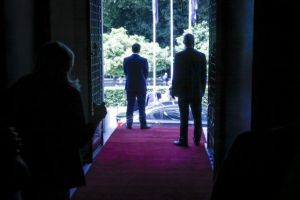 Εμφύλιος στο Μαξίμου