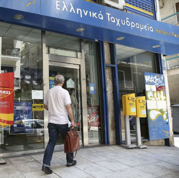 Θεσσαλονίκη: Κλοπή χαρτοφύλακα κατήγγειλε διανομέας των ΕΛΤΑ