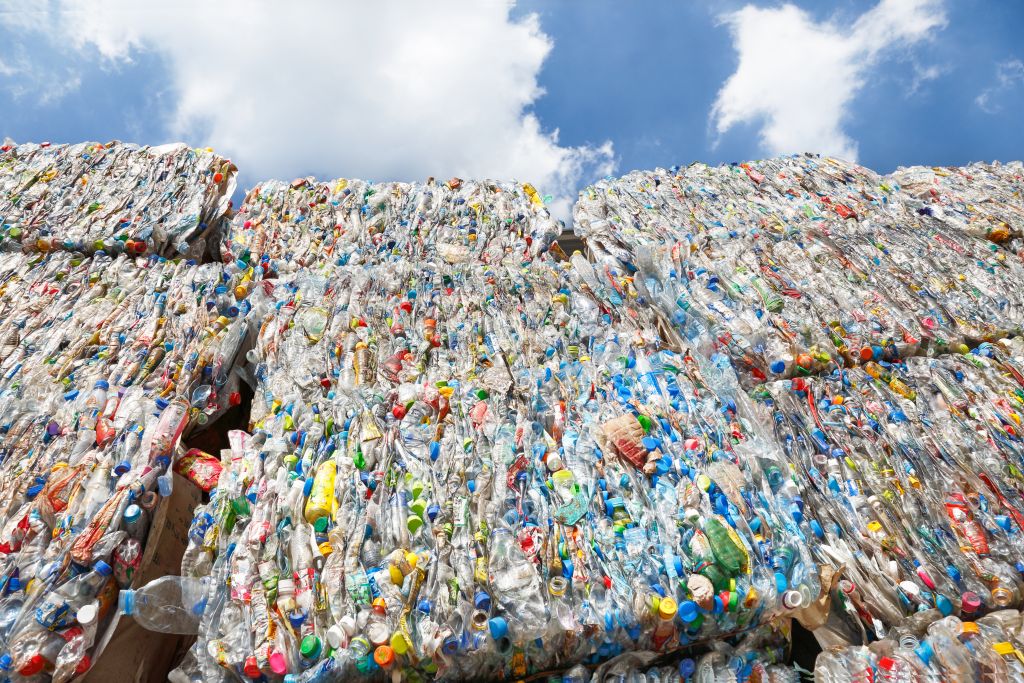 ΗΠΑ: Τα πλαστικά εκλύουν αέρια που εντείνουν το φαινόμενο του θερμοκηπίου