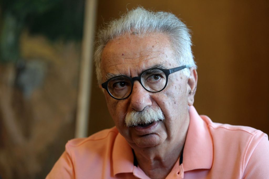 Γαβρόγλου : Προσλήψεις και λεφτά σε δύο ΑΕΙ