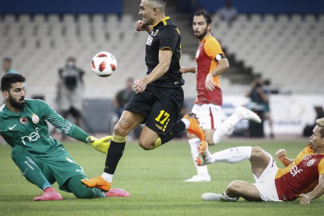 Ανεβαίνει και ετοιμάζεται για «σεντόνι»