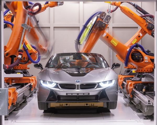 BMW: Για ποιο λόγο χρησιμοποιεί τις ακτίνες Χ η βαυαρική εταιρία