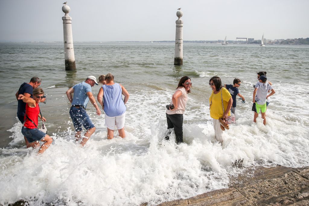 Σαρώνει ο καύσωνας την δυτική Ευρώπη