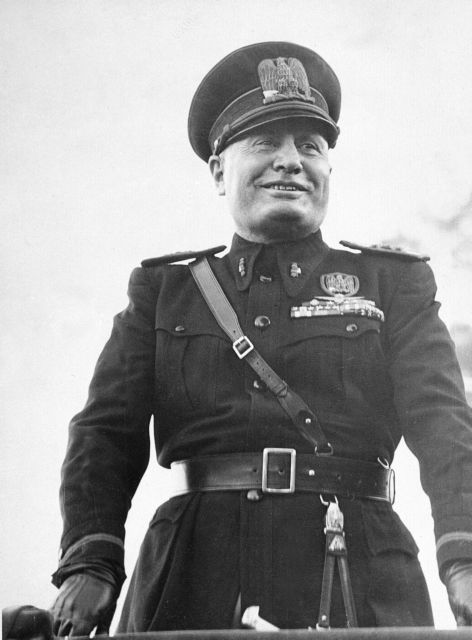 Ξύπνησε το φάντασμα του Ντούτσε