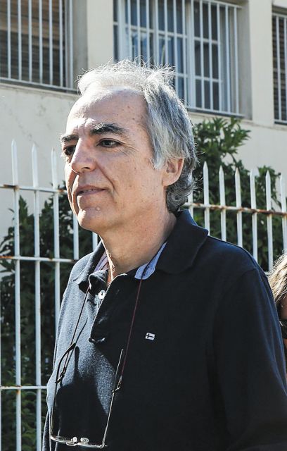 Κατακραυγή για τη μεταγωγή του αρχιτρομοκράτη Κουφοντίνα