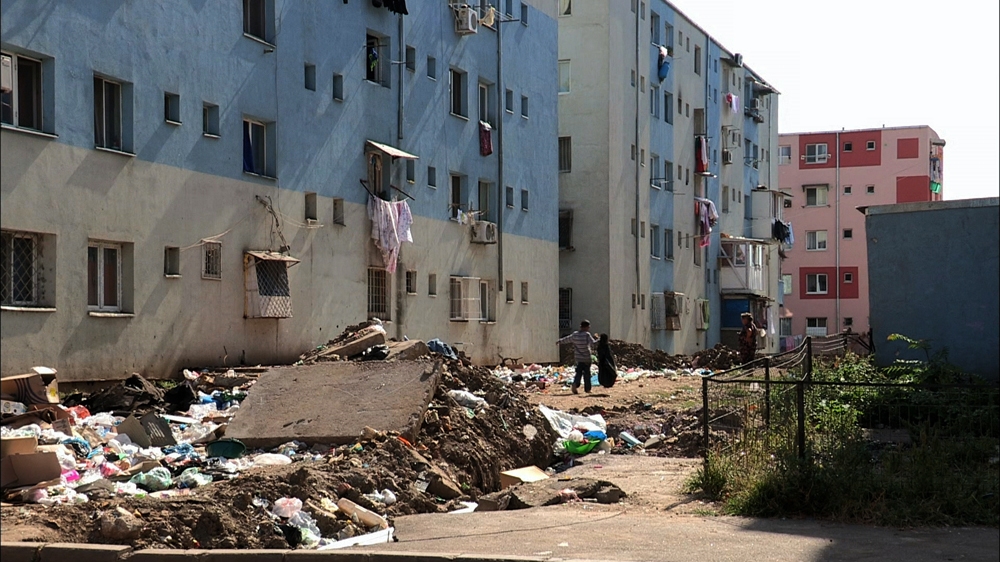 Κατάρρευση κτιρίου στην Ινδία – Φόβοι για εγκλωβισμένους