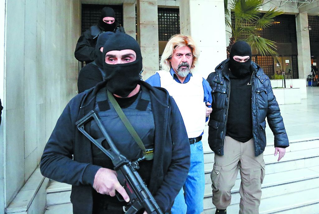 Μεταφέρουν από τον Κορυδαλλό και τον Ξηρό