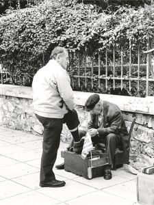 Λούστροι στο Καραβάν Σαράι