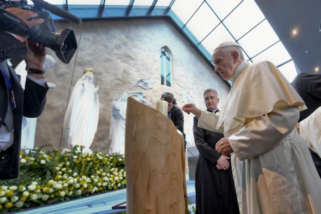 Συγχώρεση ζήτησε ο Πάπας για τα σκάνδαλα της Εκκλησίας